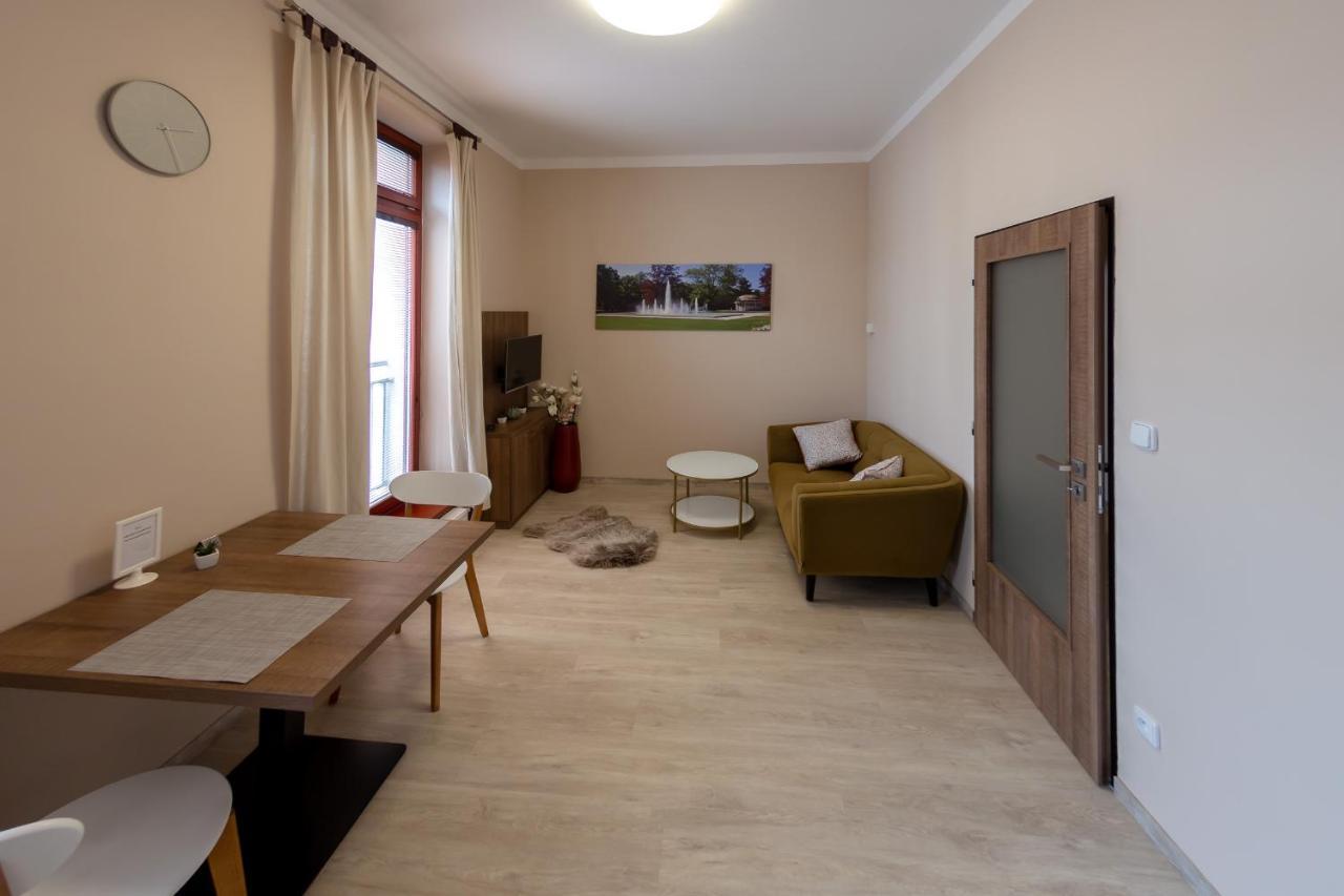 Penzion Apartmany Resident Poděbrady Eksteriør billede