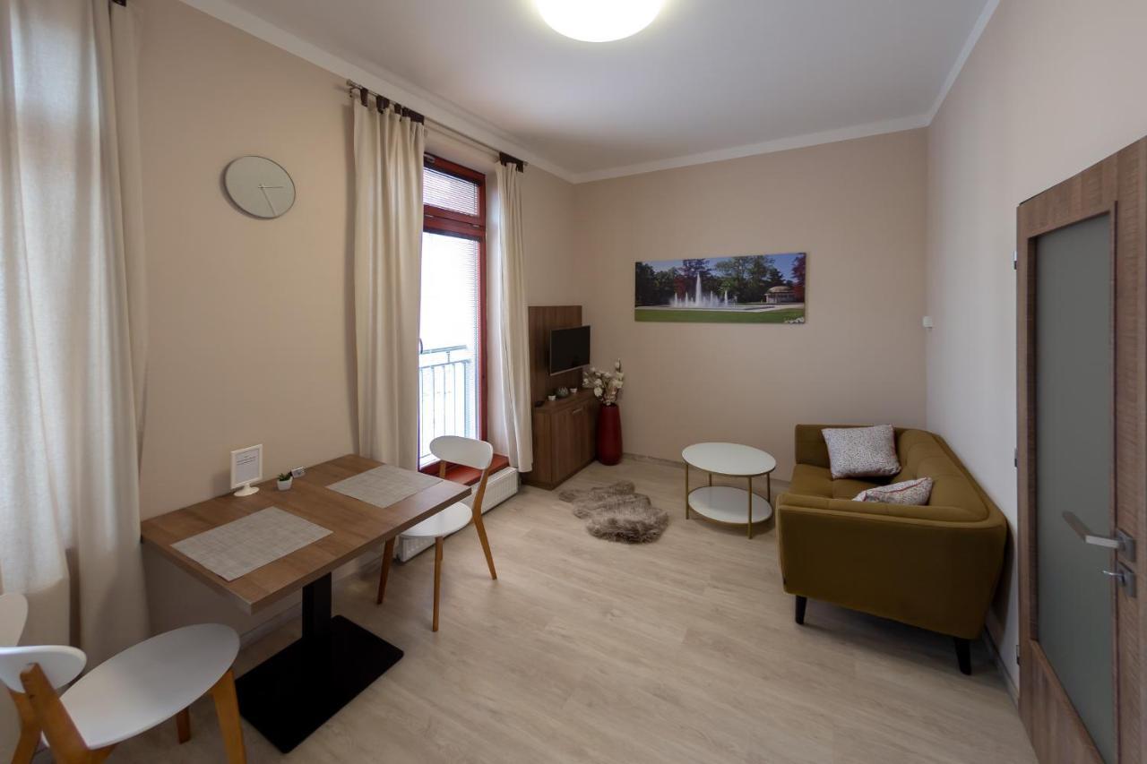 Penzion Apartmany Resident Poděbrady Eksteriør billede