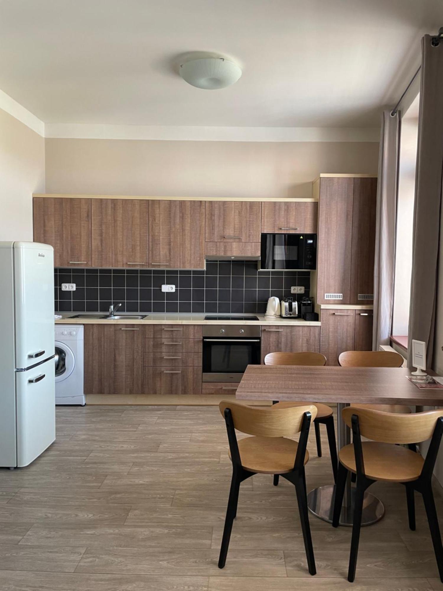 Penzion Apartmany Resident Poděbrady Eksteriør billede